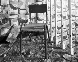 stairwell chair sm.jpg